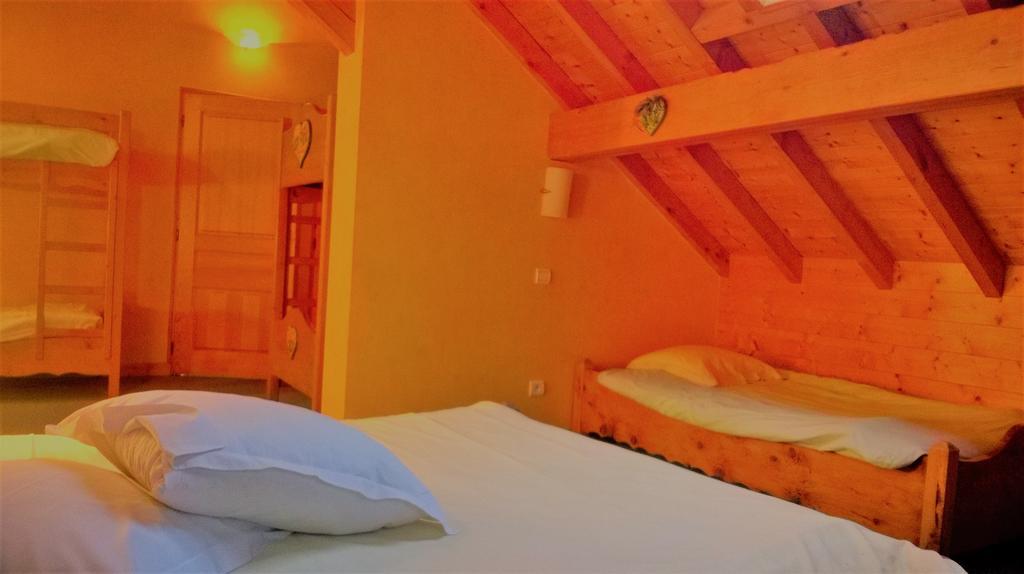 Domaine De La Sapiniere Hotel Thorens-Glières Habitación foto